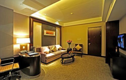 Landison Hotel Nantong Juegangzhen ภายนอก รูปภาพ